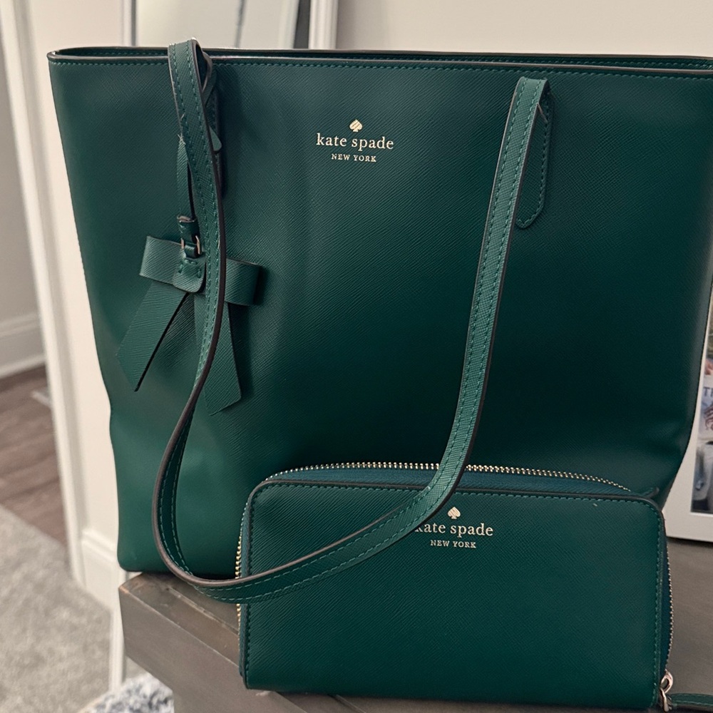 Kate Spade Emerald Green Leather Tote with matching wallet.